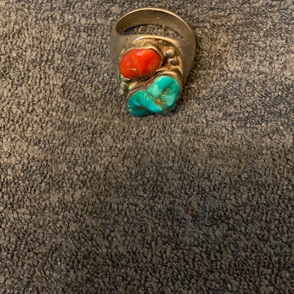 Navajo Pueblo Carved Turquoise Coral Frog Ring 10